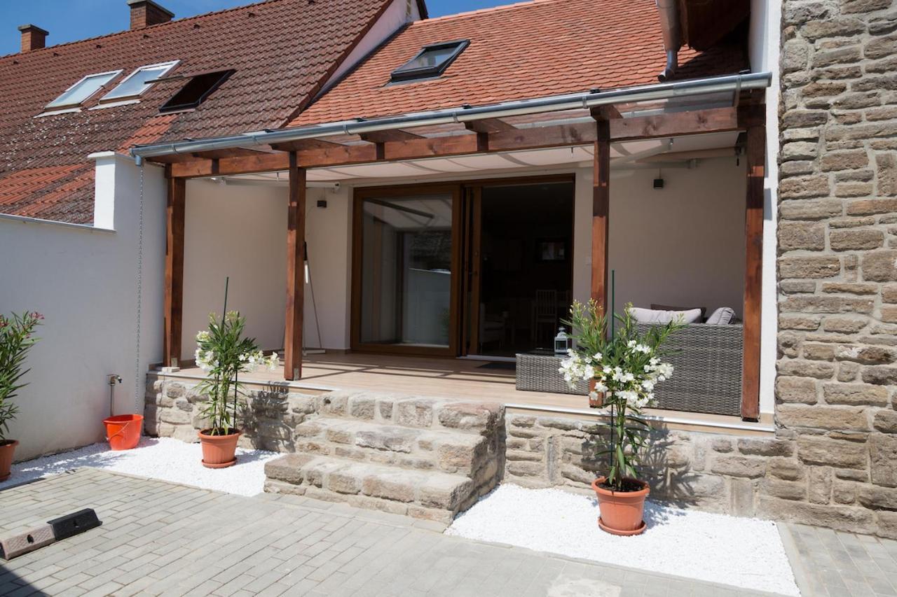 Piros Vendeghaz Villa Tihany Exterior photo